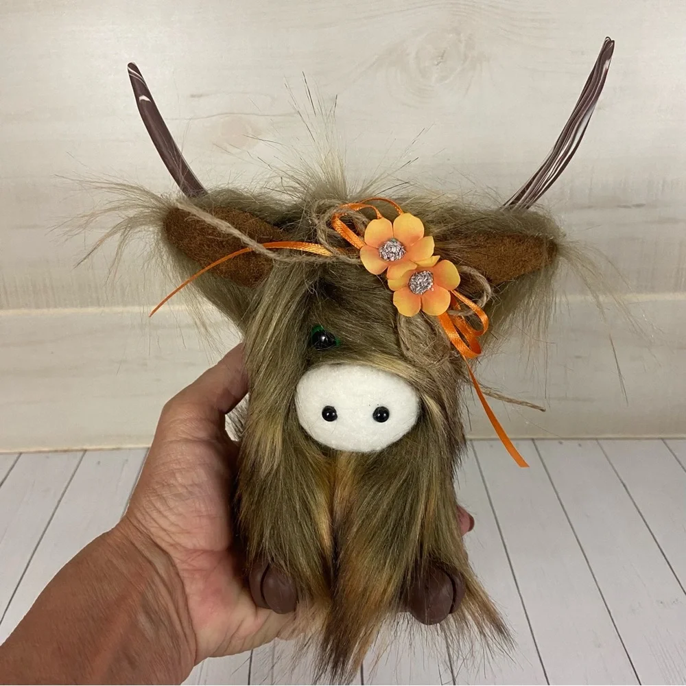 Highland Cow Coo Gnome Rust Brown Handmade Orange Flower Bow Farmhouse Decor - Picture 13 of 13